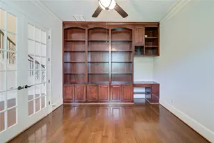 12454 Mooreknoll Ln, Houston, TX 77024 - Photo 6