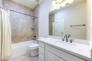 12454 Mooreknoll Ln, Houston, TX 77024 - Photo 42