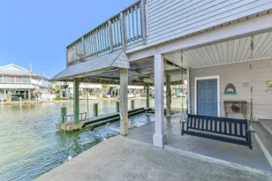 1302 Coral Way, Tiki Island, TX 77554 - Photo 30