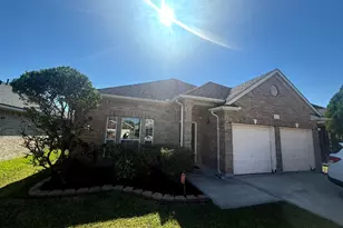 10110 Gil Jr Ln, Houston, TX 77075 - Photo 2