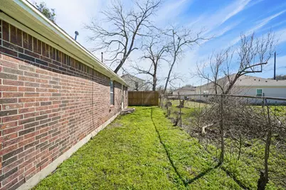 4636 Mayflower Street, Houston, TX 77033 - Photo 14