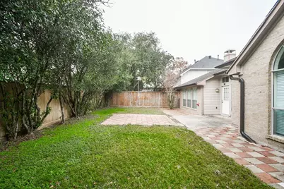 6219 Fox Wind Court, Houston, TX 77041 - Photo 32