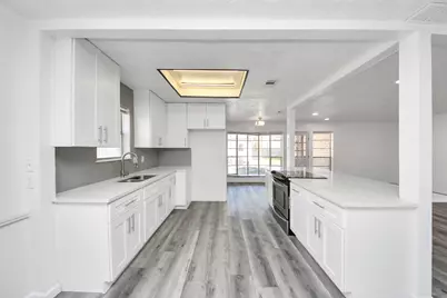 8011 La Roche Lane, Houston, TX 77036 - Photo 18