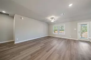 17716 Ml Mnr Dr, Montgomery, TX 77316 - Photo 4