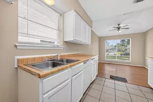 18526 Lippizaner Dr, Cypress, TX 77433 - Photo 14