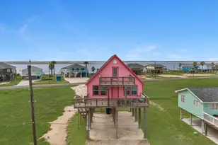 4523 Palm St, Freeport, TX 77541 - Photo 1
