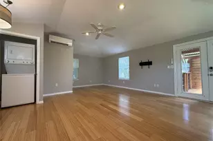 4019 Ascot Ln, Houston, TX 77092 - Photo 8