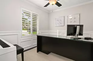 18639 Cape Charles Ln, Houston, TX 77058 - Photo 10