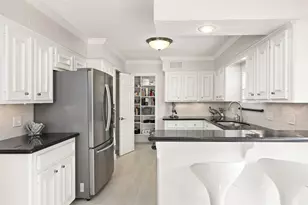 18639 Cape Charles Ln, Houston, TX 77058 - Photo 20