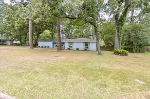 1302 Shadybrook Ln, Lufkin, TX 75904 - Photo 48
