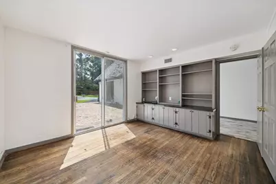 10807 Beinhorn Road, Houston, TX 77024 - Photo 4