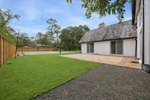 10807 Beinhorn Rd, Houston, TX 77024 - Photo 18