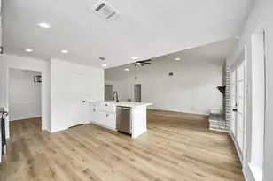 10211 Golden Meadow Dr, Houston, TX 77064 - Photo 10