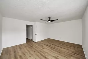 10211 Golden Meadow Dr, Houston, TX 77064 - Photo 18