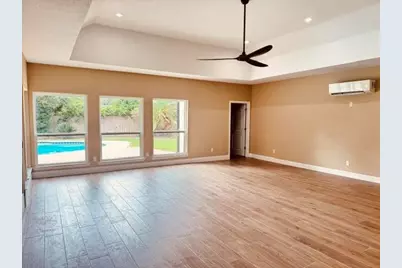 1101 Hickory Trail, Orange, TX 77632 - Photo 10