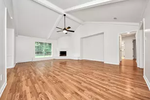 1319 Forsythe Ln, Houston, TX 77073 - Photo 14