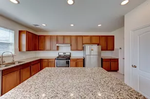 7218 Bakersfield Ct, Rosharon, TX 77583 - Photo 10