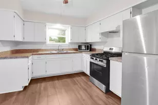 1606 W Humble St, Baytown, TX 77520 - Photo 2