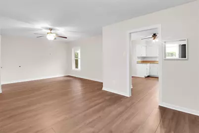 1606 W Humble Street, Baytown, TX 77520 - Photo 4