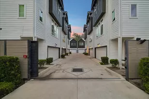 1524 Ojeman Rd, Houston, TX 77055 - Photo 30