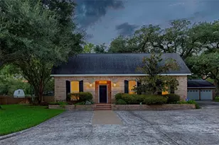 102 Creek Bend Ln, Columbus, TX 78934 - Photo 8