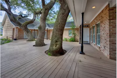 102 Creek Bend Lane, Columbus, TX 78934 - Photo 4