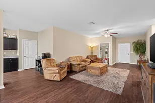 11706 Bogs Ct, Tomball, TX 77375 - Photo 8