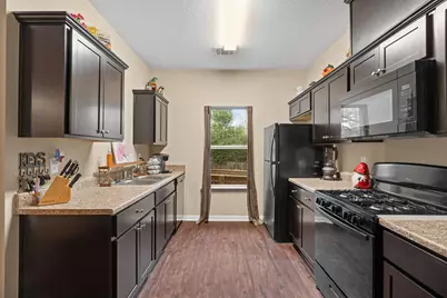 11706 Bogs Court, Tomball, TX 77375 - Photo 12