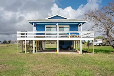 448 Stovall Drive, Palacios, TX 77465 - Photo 2