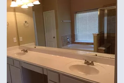 5718 Emerald Brook Lane, League City, TX 77573 - Photo 10