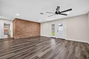 4421 Waycross Dr, Houston, TX 77035 - Photo 12