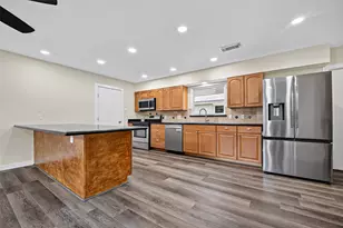 4421 Waycross Dr, Houston, TX 77035 - Photo 14