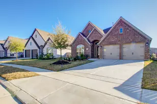 13520 Mason Canyon Ln, Pearland, TX 77584 - Photo 2