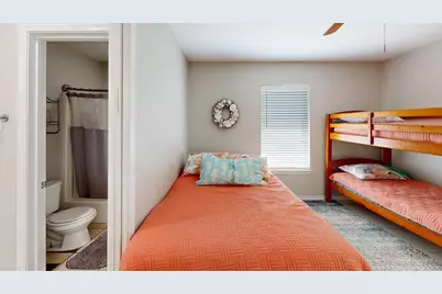 970 Gulfview Drive, Crystal Beach, TX 77650 - Photo 26