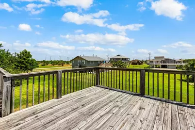 970 Gulfview Drive, Crystal Beach, TX 77650 - Photo 34