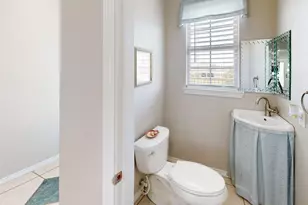 970 Gulfview Dr, Crystal Beach, TX 77650 - Photo 28