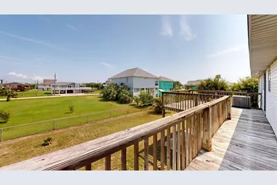 970 Gulfview Drive, Crystal Beach, TX 77650 - Photo 36