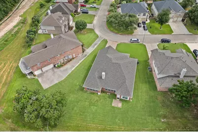 7502 Heron Lakes Drive, Houston, TX 77064 - Photo 38