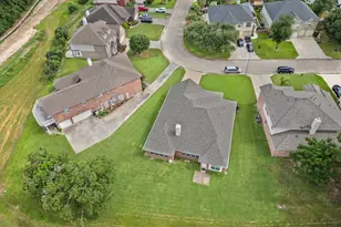 7502 Heron Lakes Dr, Houston, TX 77064 - Photo 38