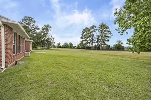 7502 Heron Lakes Dr, Houston, TX 77064 - Photo 32