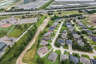 7502 Heron Lakes Dr, Houston, TX 77064 - Photo 40