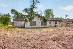 134 Scout Rd, Freeport, TX 77541 - Photo 32