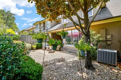 4212 Stonebridge Drive, Missouri City, TX 77459 - Photo 8