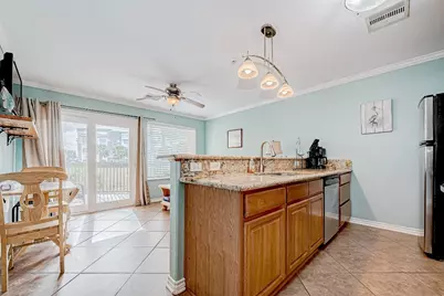 9520 Seawall Blvd #135, Galveston, TX 77554 - Photo 12