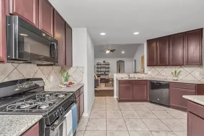 2411 Zephyr Lane, Rosenberg, TX 77471 - Photo 10
