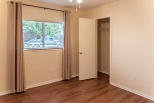 10214 Mills Run Dr, Houston, TX 77070 - Photo 18