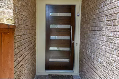 5614 Innsbruck Street, Bellaire, TX 77401 - Photo 2