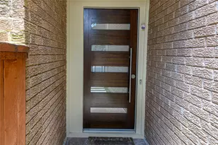 5614 Innsbruck St, Bellaire, TX 77401 - Photo 2