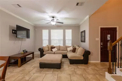 27 Umbria Lane, The Woodlands, TX 77382 - Photo 6
