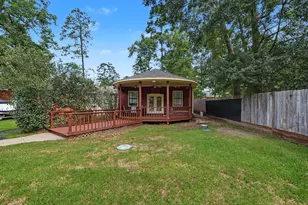 10985 Woods Ln, Cleveland, TX 77328 - Photo 32